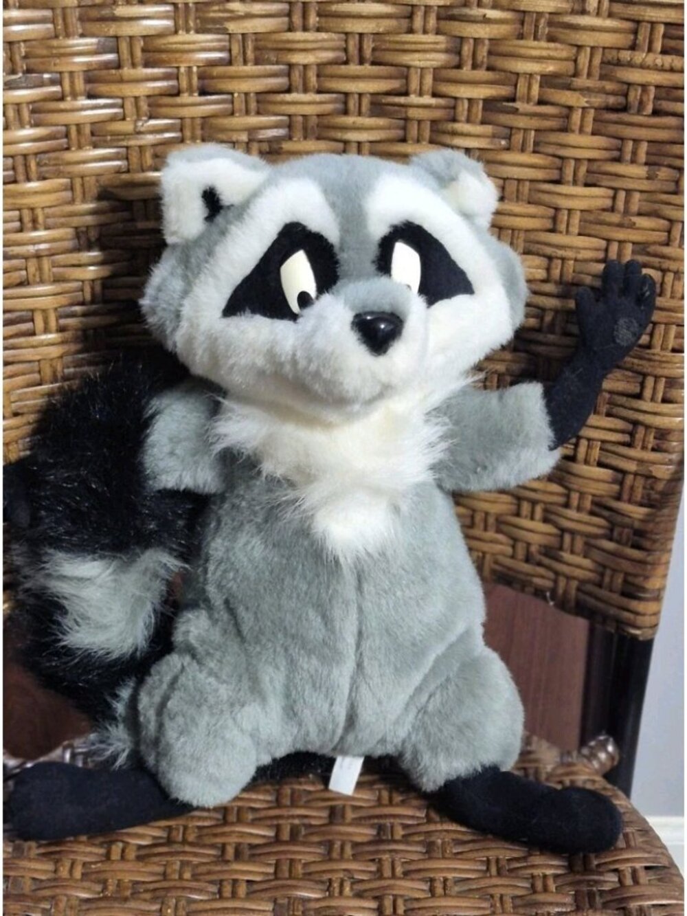 Vintage 1995 Mattel Meeko Raccoon Plush Stuffed Animal Walt Disney’s Pocahontas
